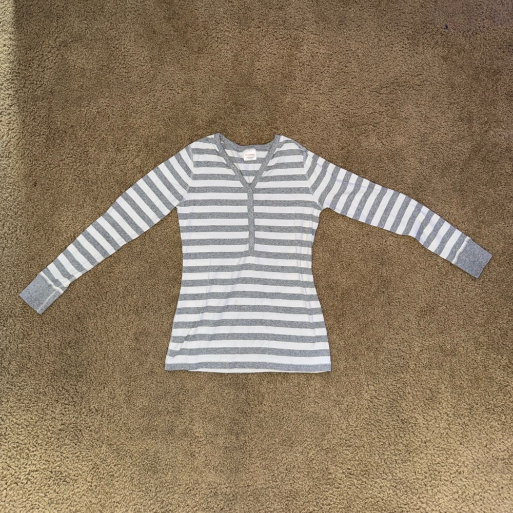 Hanna Andersson Gray and White Long Sleeve Tee